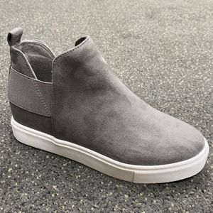 NEW Diana Gray Platform High Top Wedge Sneaker